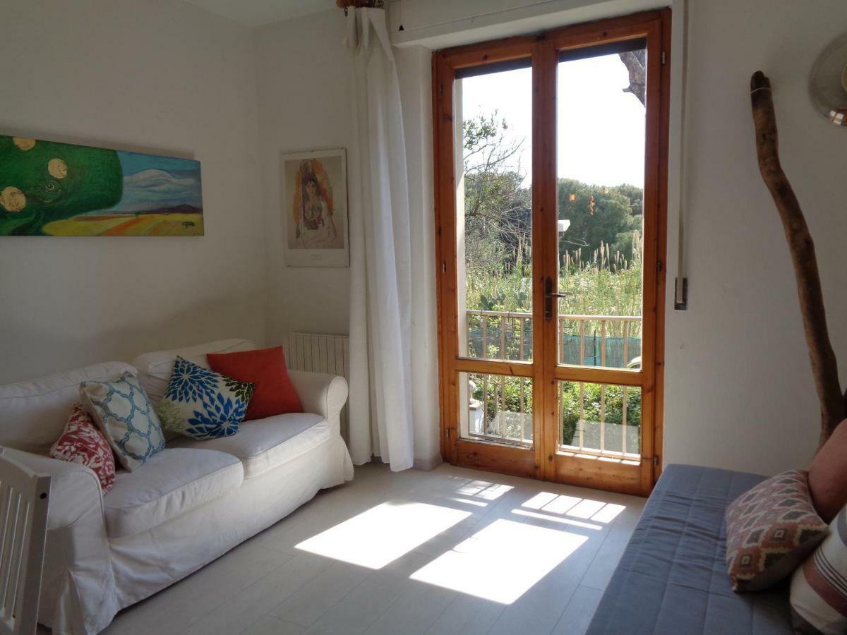 La Casa Di Nina Apartment Quercianella Exterior photo